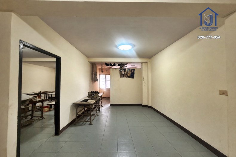 รูป ขายทาวน์โฮม 3 ชั้น หมู่บ้านกรุงทอง 5 ซอยนวมินทร์ 111 แยก 1 เกษตร-นวมินทร์ ใกล้เซ็นทรัล อีสต์วิลล์ - รูปที่ 5/13