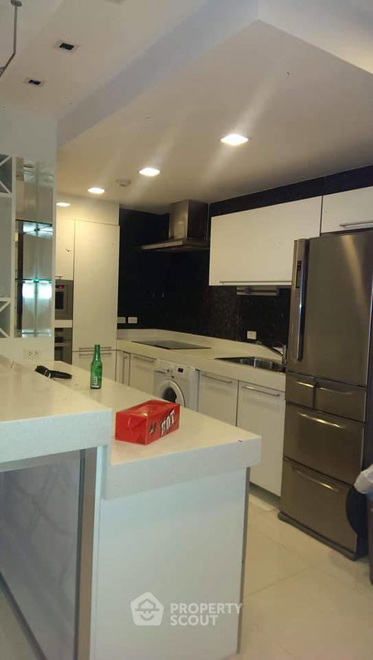 รูป คอนโด 2-ห้องนอน ที่ ดิ แอดเดรส สุขุมวิท 42 ใกล้ BTS เอกมัย (ID 515280) - รูปที่ 3/12