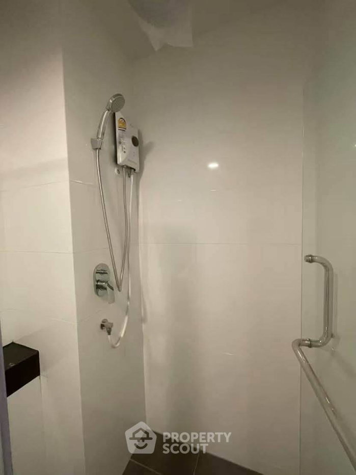 picture 1-BR At KnightsBridge Space Rama 9 Near MRT Phra Ram 9 (ID 3297214) - 6/8