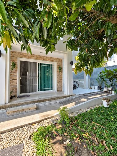 ขายบ้านเดี่ยว 4 ห้องนอน 180 ตร.ม. 51 ตร.ว. มัณฑนา พระราม 9 - ศรีนครินทร์