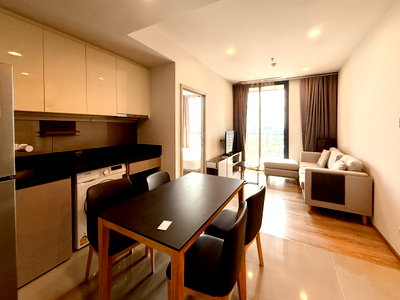 คอนโดให้เช่า : โอกะ เฮาส์ (OKA Haus) คอนโดสไตล์ญี่ปุ่น พระราม 4 - สุขุมวิท 36 เฟอร์ฯ ครบ พร้อมอยู่