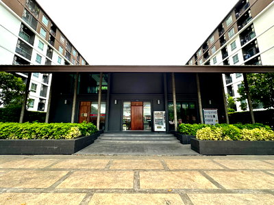 Condos for sale : Urgent Sale! The Parkland Condo