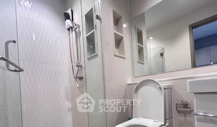 รูป ชั้น 35 ห้อง 1 ห้องนอน Life Asoke - Rama 9 ใกล้ MRT พระราม 9 ระยะ 300 ม. (ID 3289590) - รูปที่ 2/4