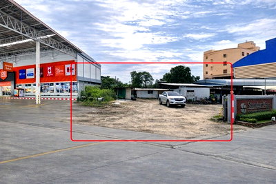 Land for rent : only 200 m. from Chularat 3 Inter  Hospital Land for rent in Bang Phli 175 sq.wah, 700 sq.m., opposite Le Thanat Hotel, 650 m. from DoHome          