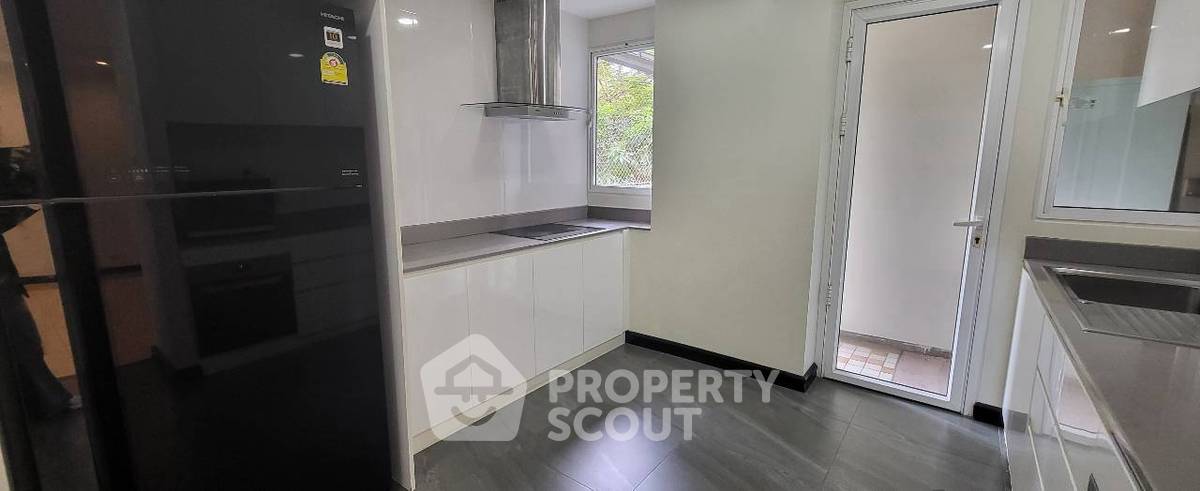 รูป ห้องกว้าง 3 ห้องนอน 198 ตร.ม. Avenue 61 Condominium ใกล้ BTS ทองหล่อ (ID 3301925) - รูปที่ 13/31
