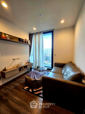 Condos for rent : 2-BR Condo at Whizdom Essence Sukhumvit near BTS Punnawithi (ID 3298512)