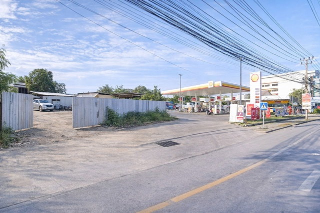 รูป จุฬารัตน์ 3 อินเตอร์ 200 ม. ดูโฮม เทพารักษ์ 650 ม.ที่ดินให้เช่าบางพลี 175 ตร.ว. 700 ตร.ม. ตรงข้ามโรงแรมเลอทาน่า ทำเลติดถนนเทพารักษ์ - รูปที่ 4/8