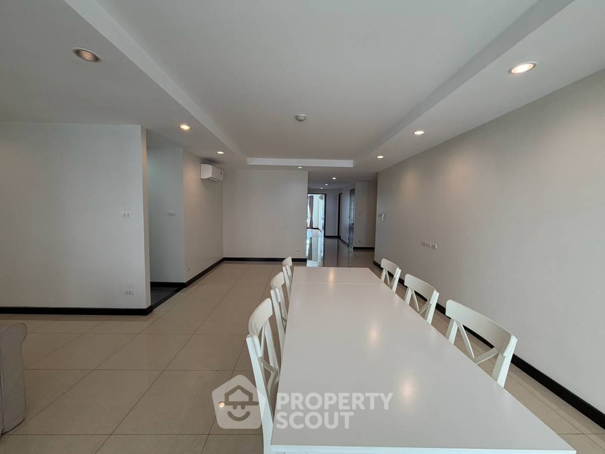 รูป ห้องกว้าง 3 ห้องนอน 198 ตร.ม. Avenue 61 Condominium ใกล้ BTS ทองหล่อ (ID 3301925) - รูปที่ 17/31
