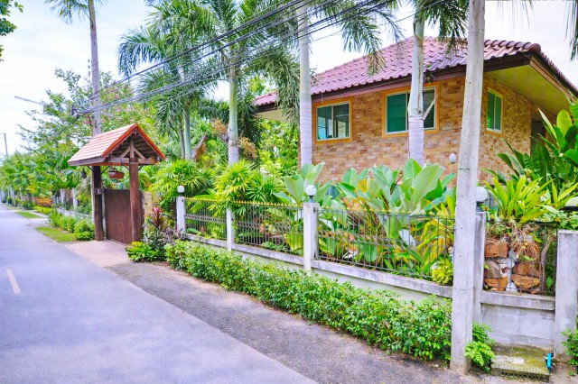 รูป สุขุมวิท ทะเลบางพระ 200 ม. เซนทรัล ศรีราชา 2.91กม. บ้านเดี่ยว 2 ชั้น 3นอน 2น้ำ วัดเขาบางพระ 150 ตร.ว. - รูปที่ 7/8
