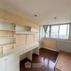 listing thumbnail image 6