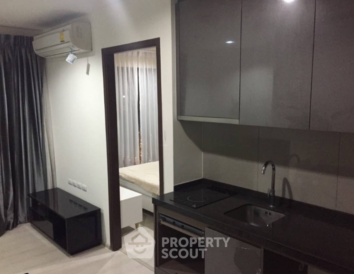รูป คอนโด 1-ห้องนอน ที่ ริทึ่ม อโศก ใกล้ MRT พระราม 9 (ID 2995347) - รูปที่ 2/3