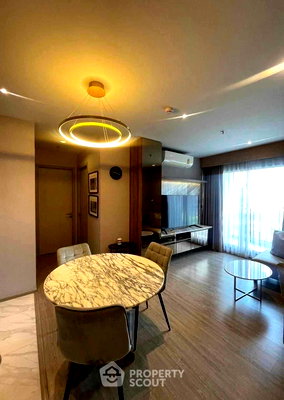 คอนโดให้เช่า : คอนโด 2 ห้องนอน Rhythm Ekkamai ห่าง BTS เอกมัย 300 เมตร (ID 1937628)