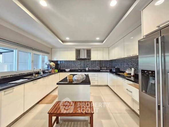 รูป คอนโด 4-ห้องนอน ที่ เอดจ์ เซ็นทรัล พัทยากลาง ใกล้ เซ็นทรัลเฟสติวัล พัทยาบีช (ID 3302530) - รูปที่ 2/14