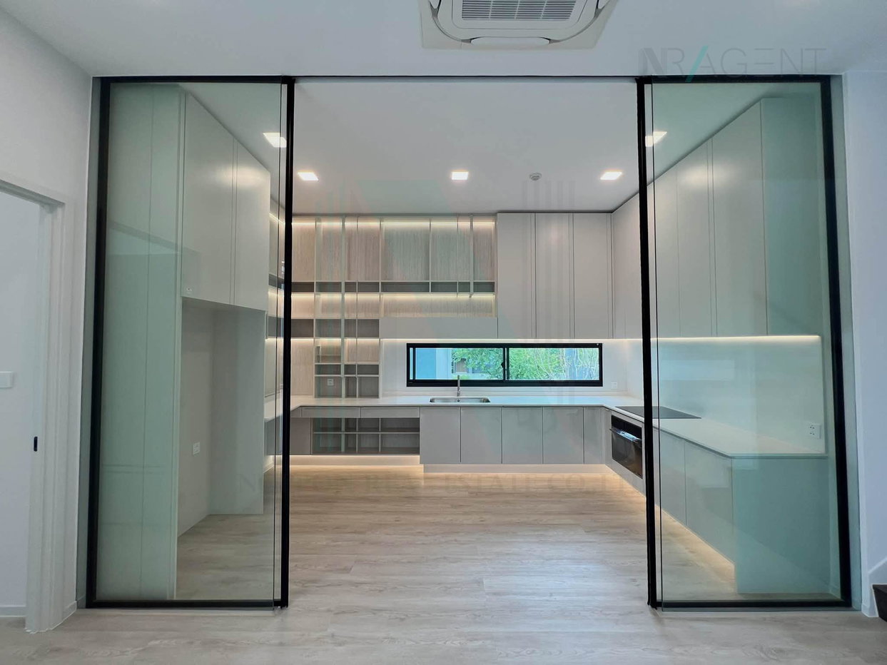 รูป 📌 ให้เช่าบ้านเดี่ยว 3 ชั้น วีเว่ กรุงเทพกรีฑา 4 ห้องนอน 5 ห้องน้ำ - รูปที่ 4/8
