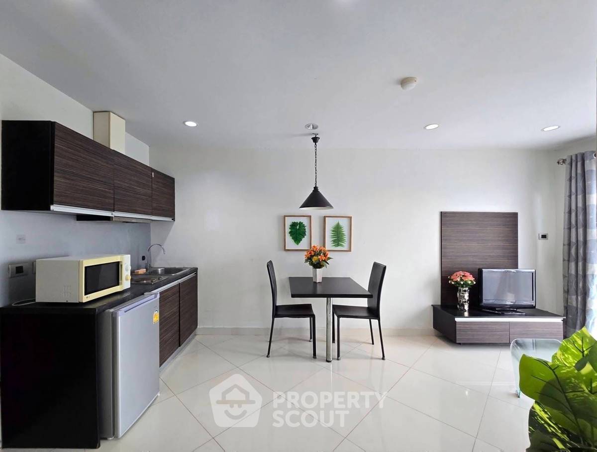 รูป คอนโด 1 ห้องนอนสำหรับขาย Park Lane Condominium Jomtian พัทยา (ID 2713151) - รูปที่ 1/8