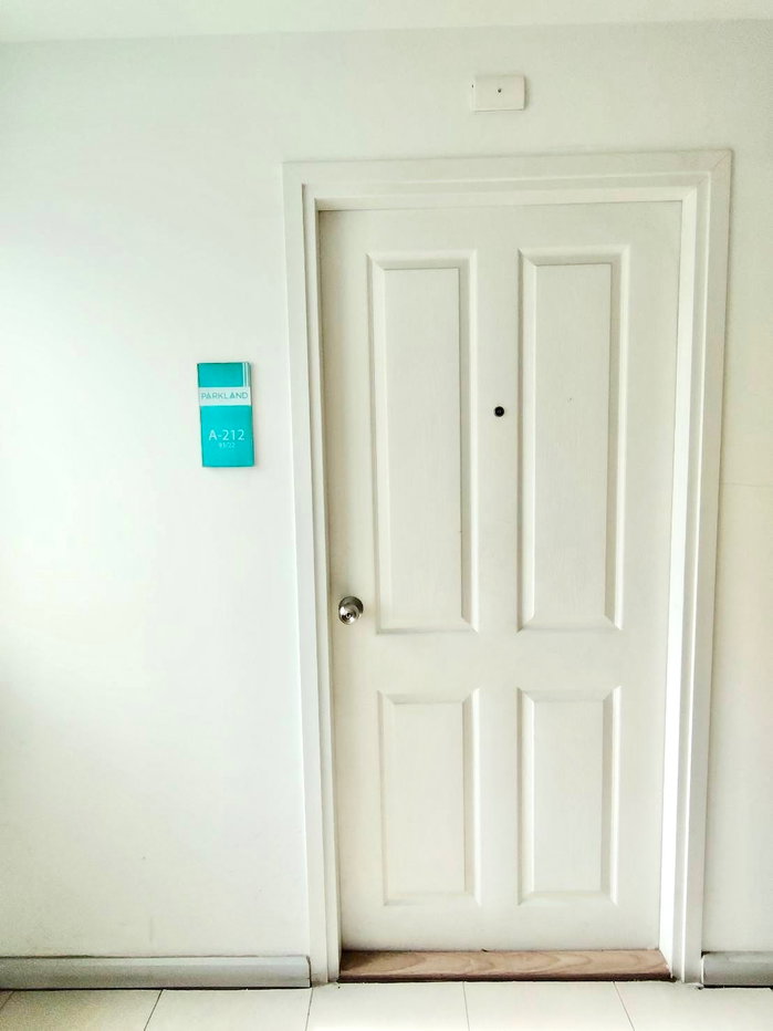 picture Urgent Sale! The Parkland Condo - 13/20
