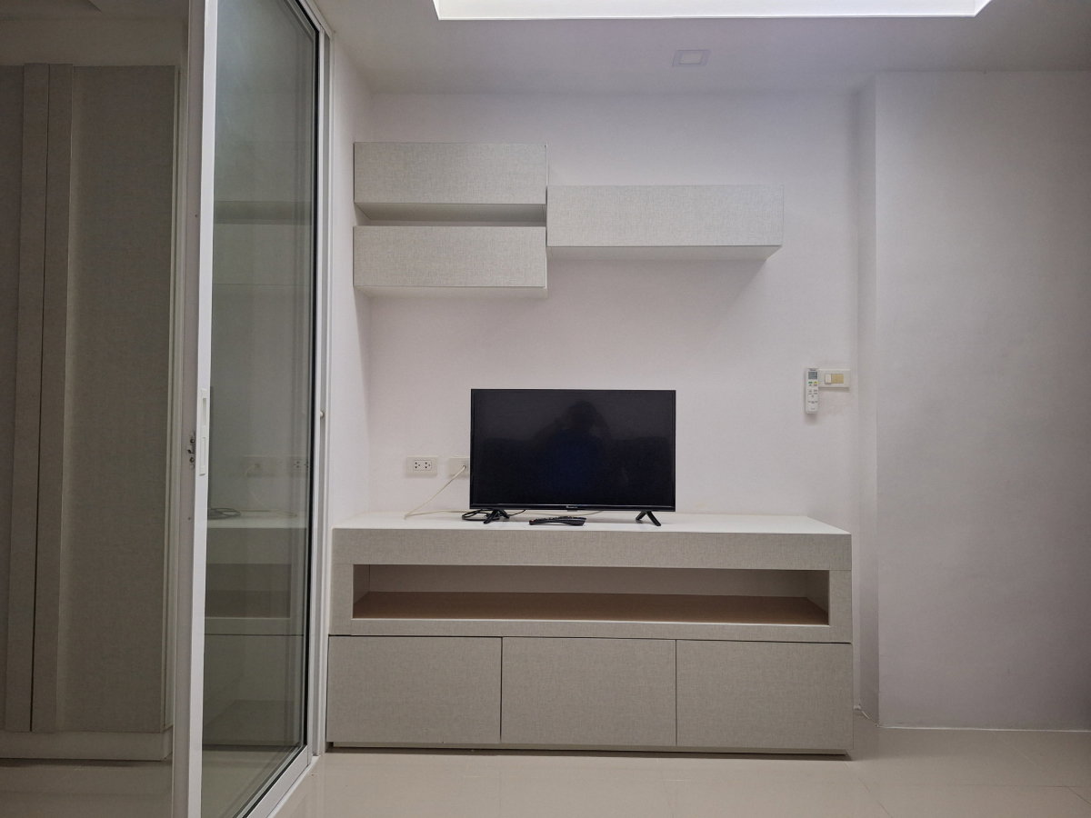 picture  *** For rent Champs Elysees Avenue Ready to move in *** - 23/37