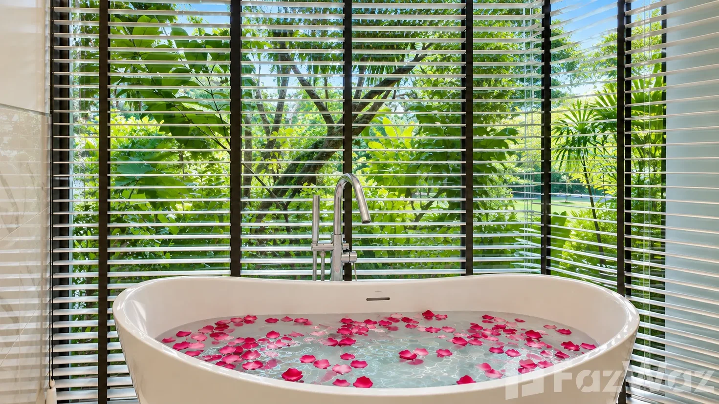 picture 3-Bedroom Partial Sea View Pool Suite | LONG-TERM RENTAL 🏝️ 6767124 - 26/30