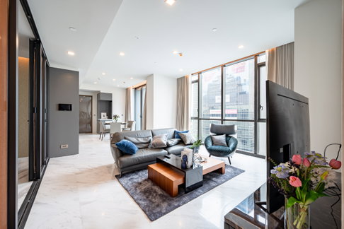 The Monuement 2 bedrooms Best Price