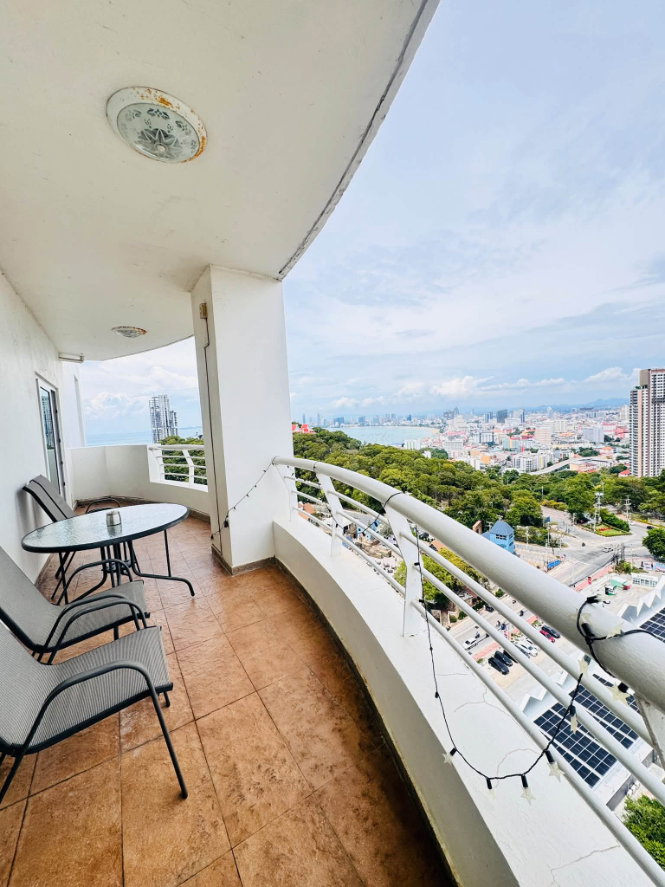 รูป  ให้เช่า คอนโดพัทยา​ฮิลล์รีสอร์ท พระตำหนัก  218 ตร.ม วิวทะเล 360 องศา พร้อมเข้าอยู่  - รูปที่ 3/19