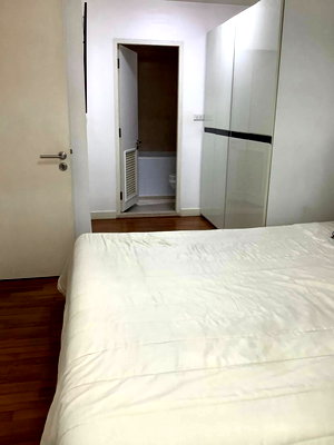 Condos for rent : Shock price for rent at The Clover thonglor
