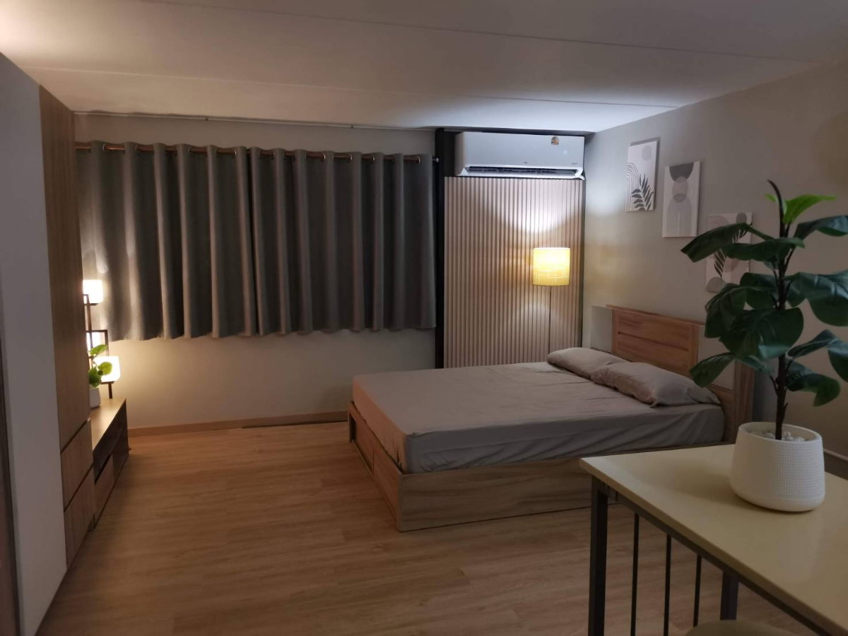 รูป ห้องปรับปรุงใหม่ muji Style พร้อมเฟอร SB/แอร์ ใหม่ ใกล้เซนฟรังค์ ใกล้ - รูปที่ 2/6