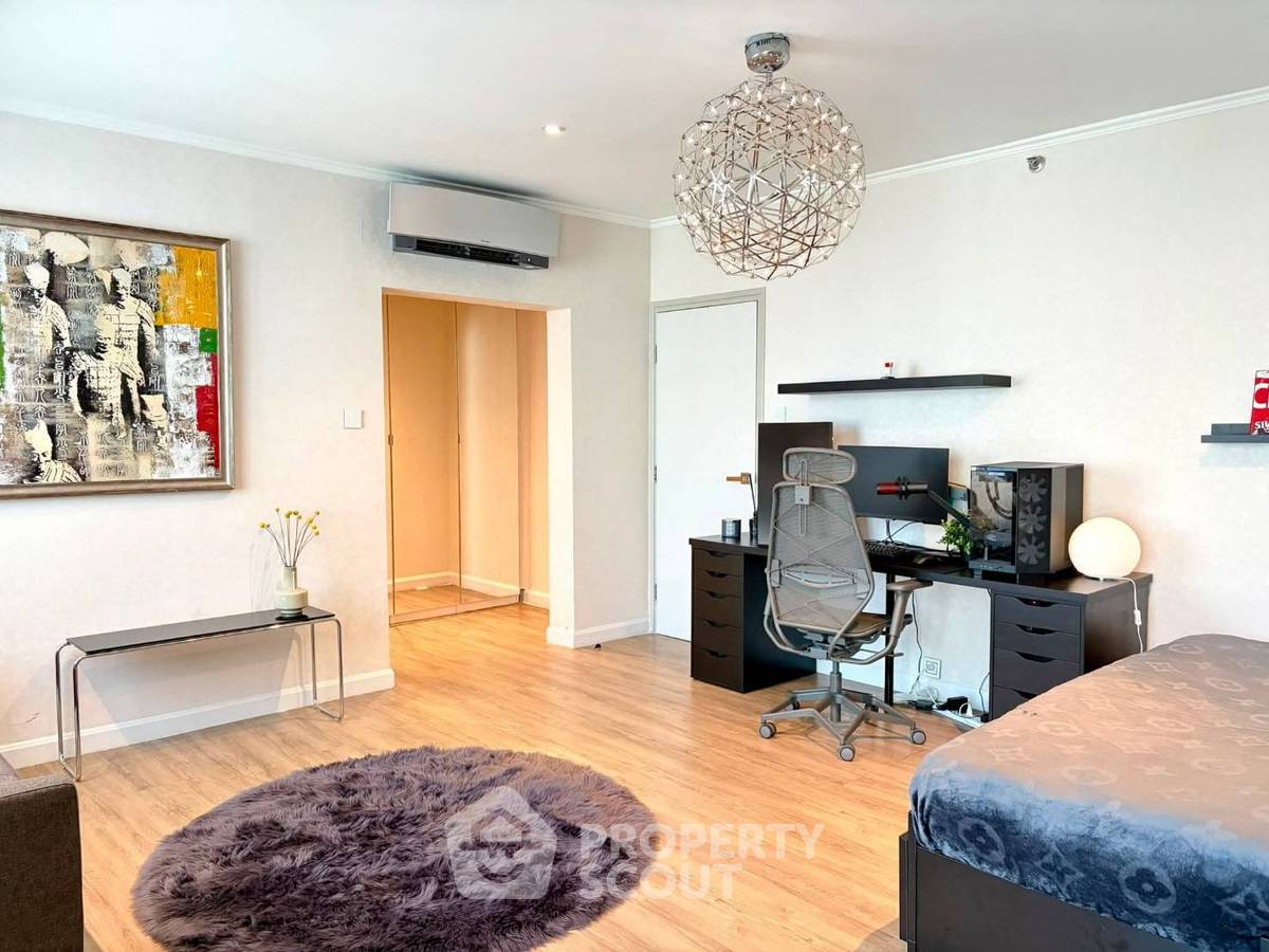 picture 4-BR 340 Sqm At Baan Piya Sathorn Near MRT Silom (ID 3299633) - 12/17