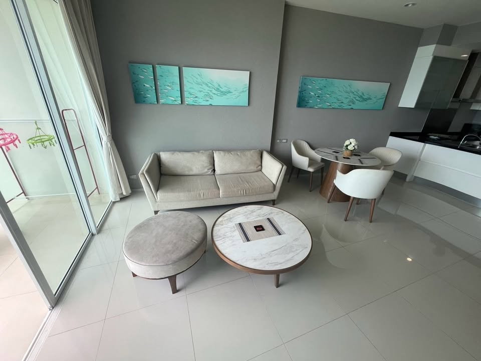 picture Condo for Rent at Movenpick White Sand Beach (F6909043) - 5/6