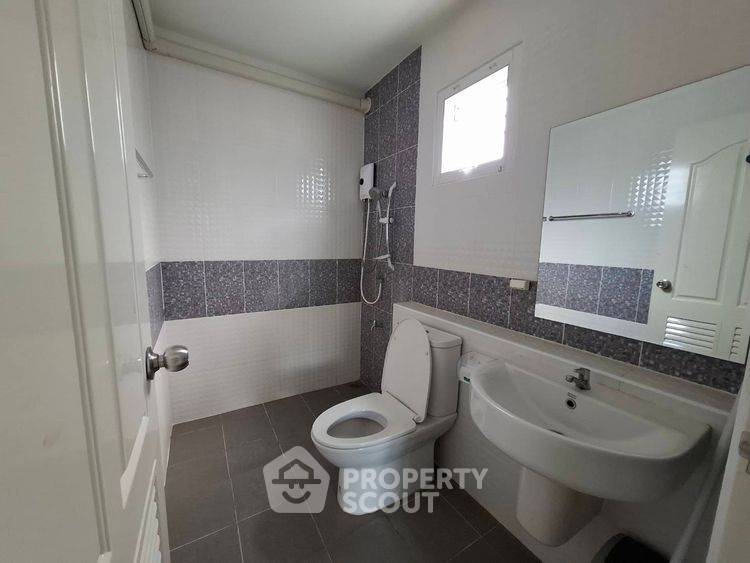 รูป บ้าน 3-ห้องนอน ใน สันปูเลย (ID 3299002) - รูปที่ 15/16