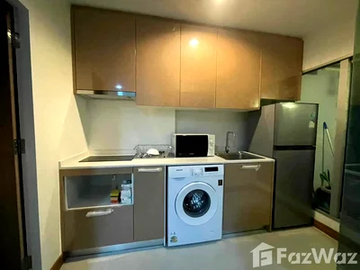 ขายคอนโด : Beautiful newly renovated 1-bedroom condo, ready to move in. 6745756