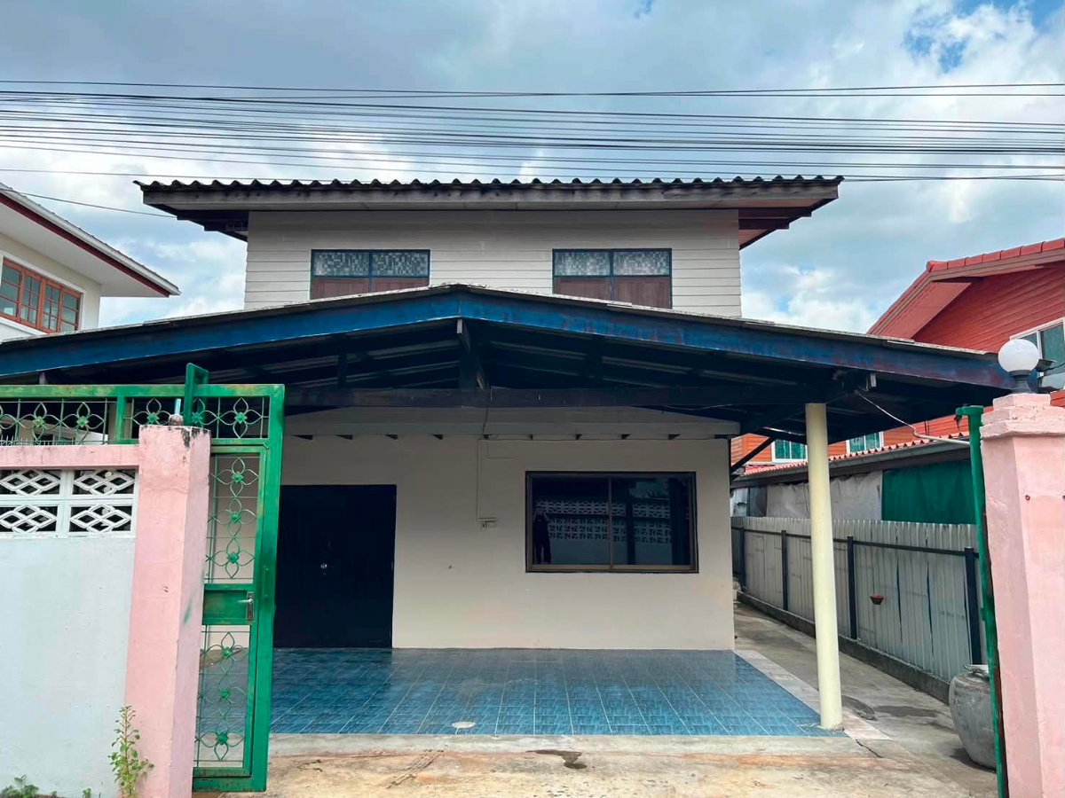 รูป ให้เช่า บ้านเดี่ยวรีโนเวทใหม่ เลียบคลองภาษีเจริญฝั่งเหนือ ซอย 13 แบบ 2 ชั้น 50 ตรว 4 นอน 2 น้ำ 12000 บาท - รูปที่ 1/6