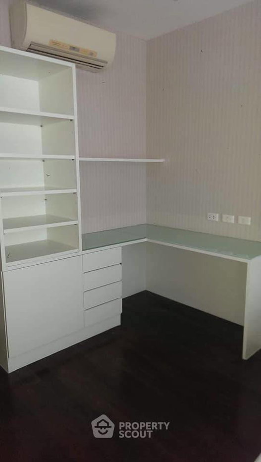 รูป คอนโด 2-ห้องนอน ที่ ดิ แอดเดรส สุขุมวิท 42 ใกล้ BTS เอกมัย (ID 515280) - รูปที่ 8/12