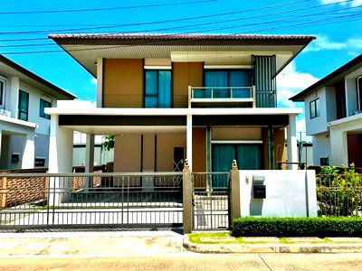 บ้านเดี่ยว นนทบุรี : ขายด่วน!! บุราสิริ ราชพฤกษ์ 345 (Burasiri Ratchaphruek 345) บ้านเดี่ยวหรูส ไตล์รีสอร์ทโอบล้อมด้วยธรรมชาติ ใกล้โรบินสันราชพฤกษ์