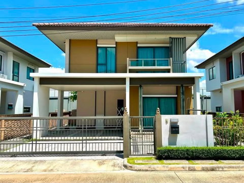 ขายด่วน!! บุราสิริ ราชพฤกษ์ 345 (Burasiri Ratchaphruek 345) บ้านเดี่ยวหรูส ไตล์รีสอร์ทโอบล้อมด้วยธรรมชาติ ใกล้โรบินสันราชพฤกษ์