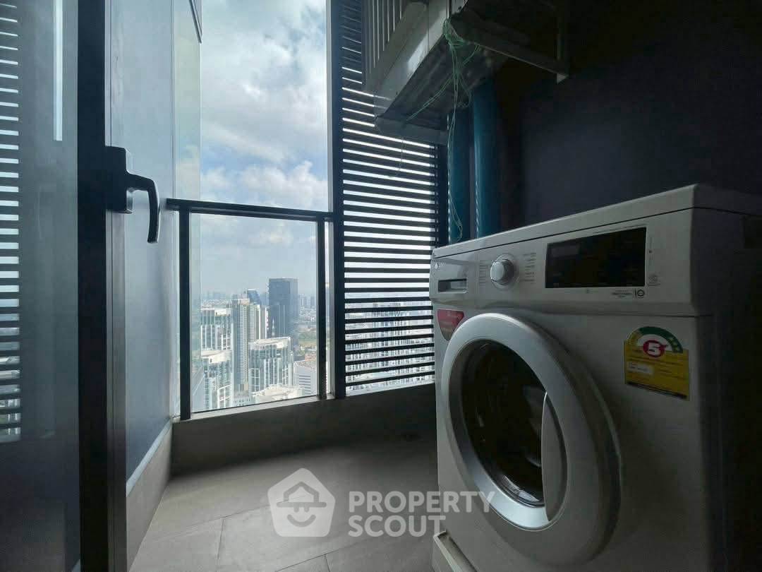 รูป คอนโด 2 ห้องนอน ชั้น 47 โครงการ One 9 Five Asoke - Rama 9 ห่าง MRT พระราม 9 เพียง 300 เมตร (ID 3300523) - รูปที่ 10/11