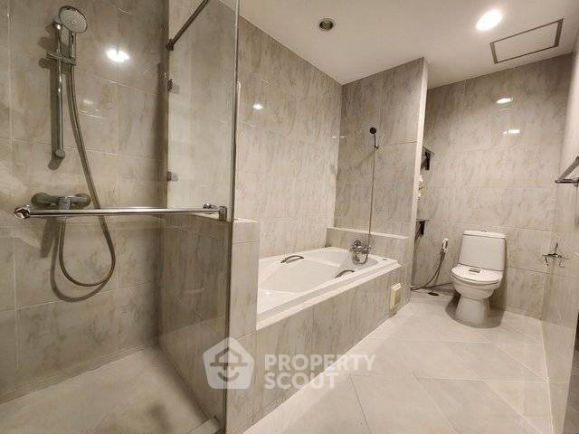 picture 200m To BTS Asoke | 2-BR Citi Smart Sukhumvit 18 (ID 3302776) - 7/8