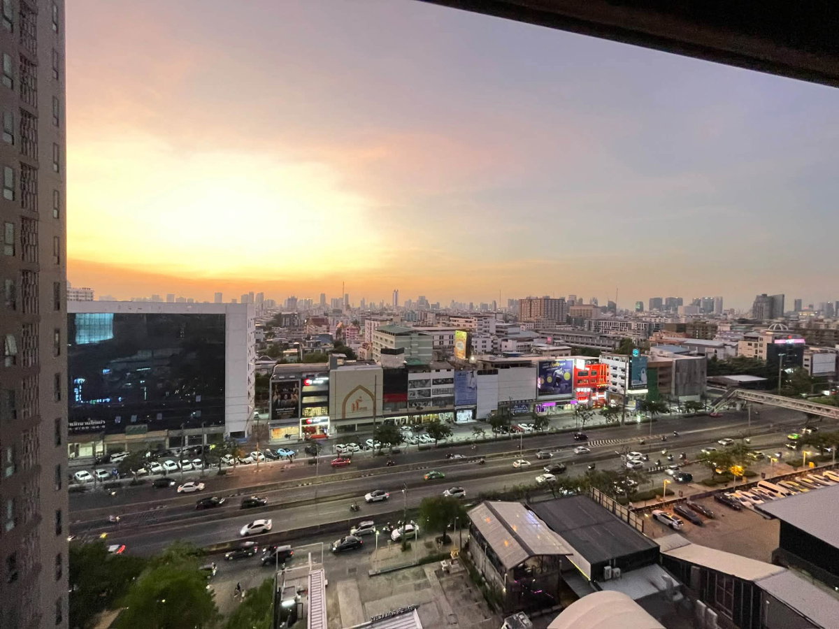 รูป เซ็นทริคห้วยขวาง 1B1B ชั้น 12A ขนาด 31.32 ตร.ม. เช่า 17,900 บาท/เดือน พร้อมเข้าอยู่ - รูปที่ 9/9