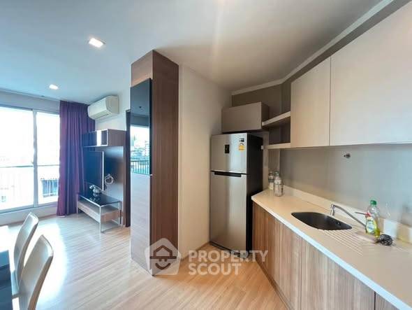 รูป คอนโด 1-ห้องนอน ที่ ริธึ่ม สาทร ใกล้ BTS สะพานตากสิน (ID 3147559) - รูปที่ 4/14