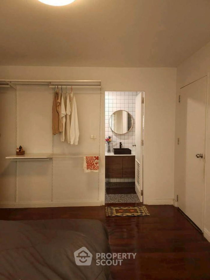 picture 50 Sqm 1-BR At 49 Plus Near BTS Phrom Phong (ID 3301252) - 6/6
