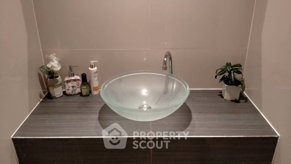 picture 1-BR Condo For Sale At J.W. Boulevard Srivara Condominium (ID 3300435) - 14/19