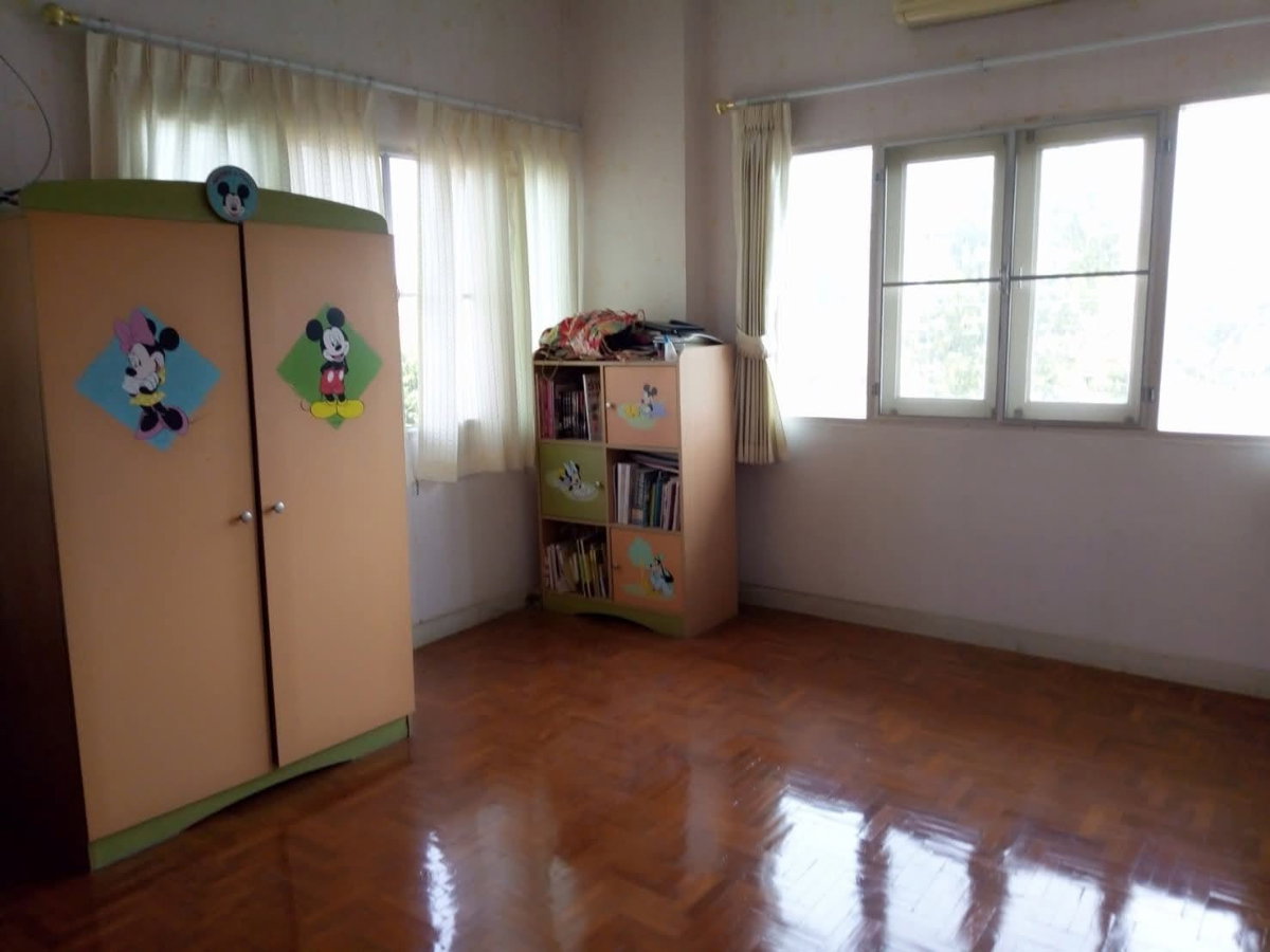 picture Single House for Sale by owner in a prime - 7/8