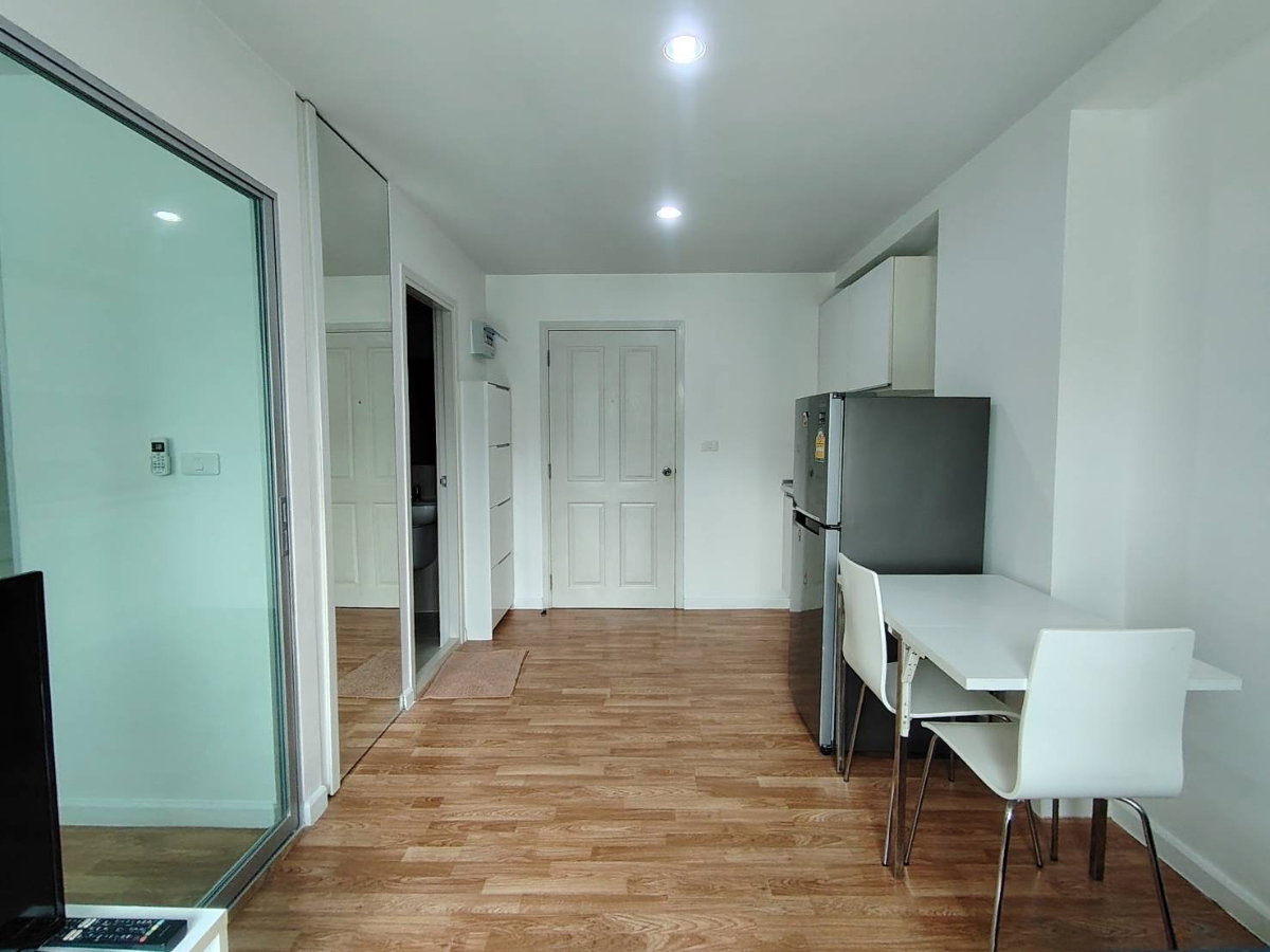picture Urgent Sale! The Parkland Condo - 4/20