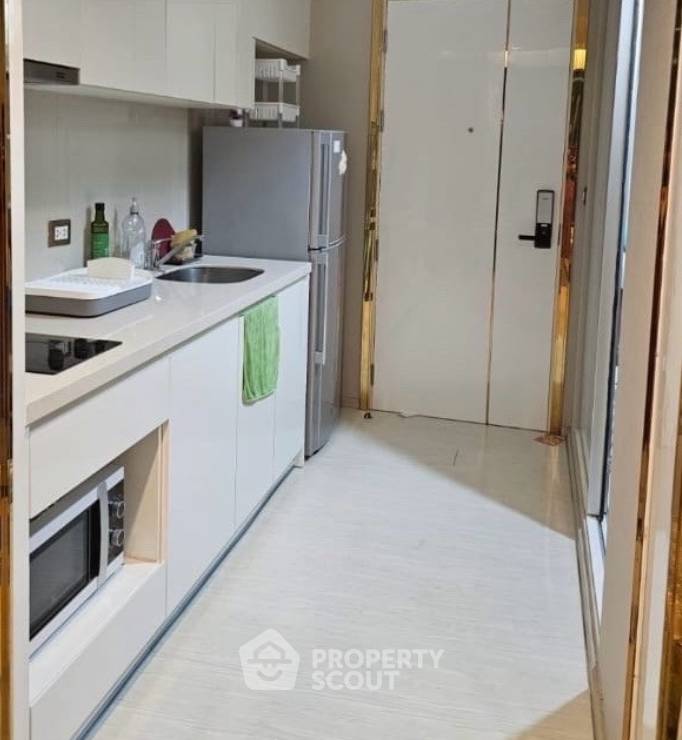 picture 200m To BTS Ekkamai | 1-BR Rhythm Sukhumvit 42 (ID 3302360) - 2/3