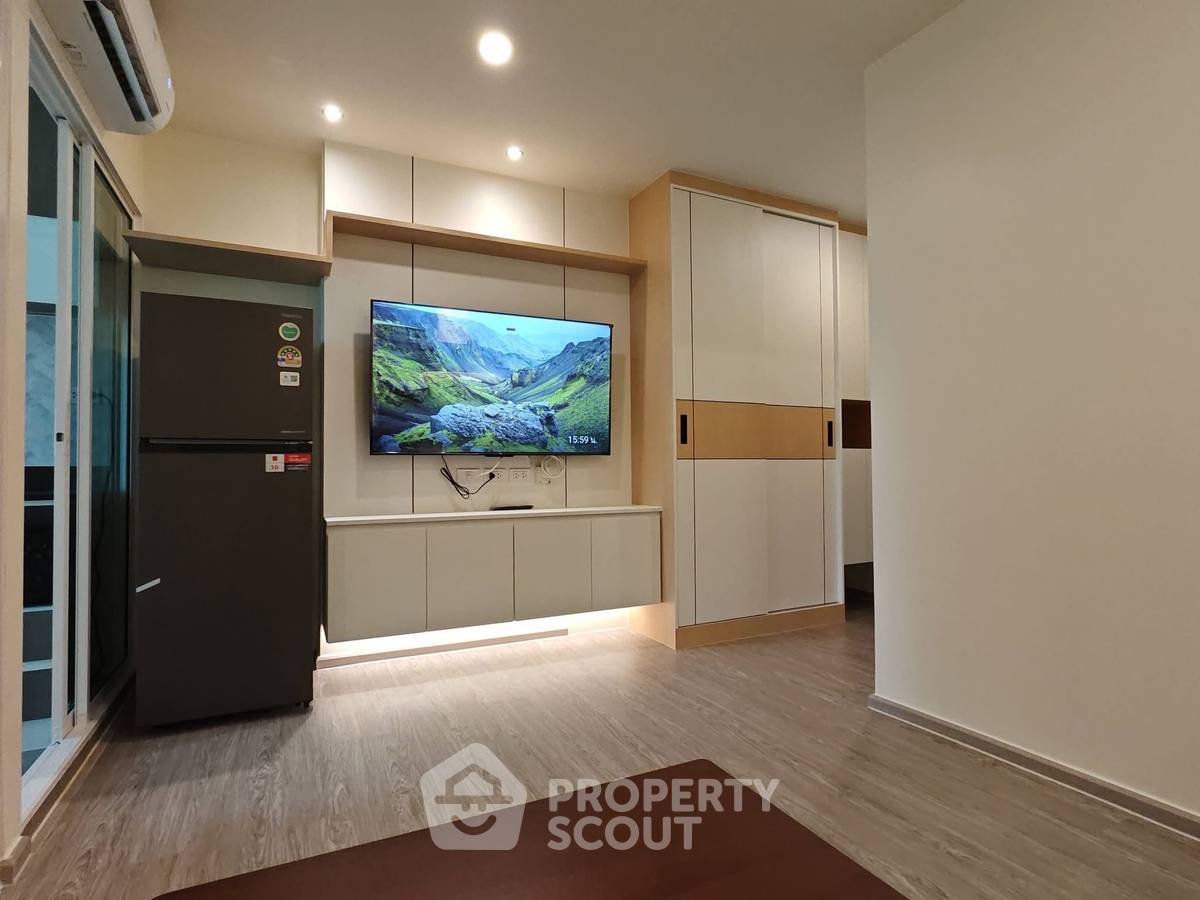 รูป คอนโด 1 ห้องนอน ชั้น 20 Regent Home Bangna ใกล้ BTS บางนา (ID 3304465) - รูปที่ 4/8