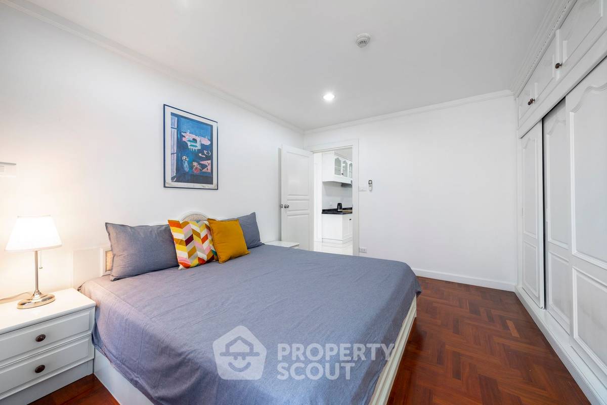 picture Spacious 2-BR 138 Sqm At Supalai Place Sukhumvit 39, BTS Phrom Phong (ID 995097) - 16/30
