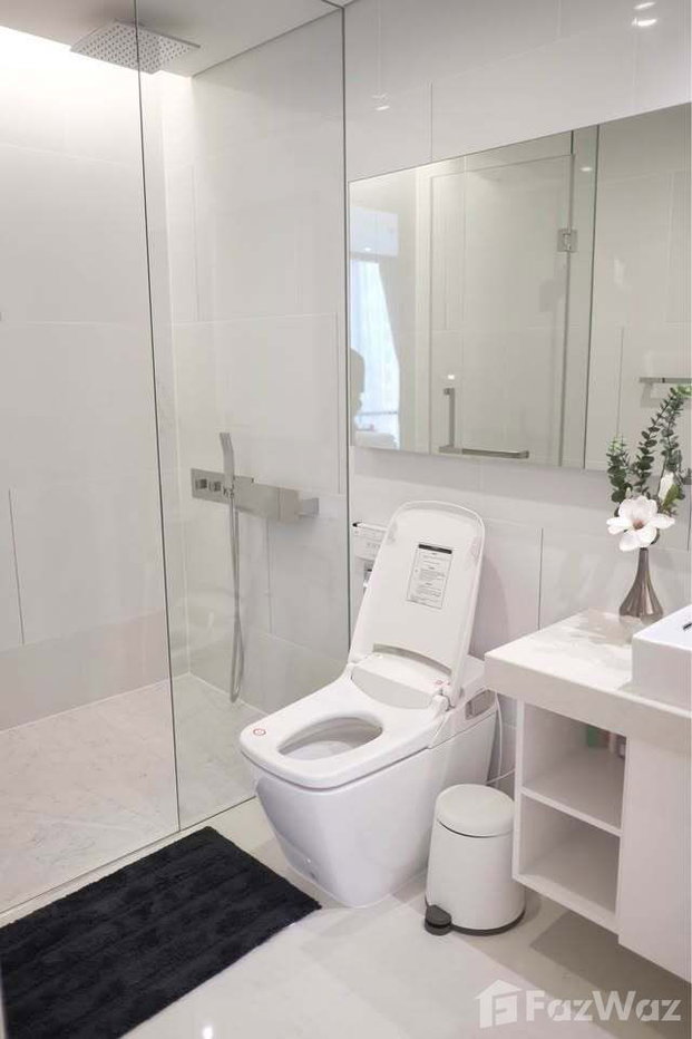 picture THE BEST LOCATION ON SATHORN : Luxury Condominium 1994776 - 12/14