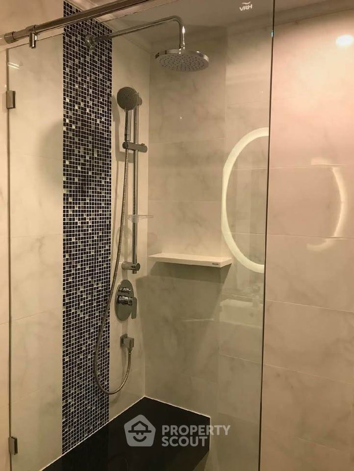 picture Great Value 1-BR Supalai Oriental Sukhumvit 39 Near MRT Phetchaburi (ID 3302203) - 5/7