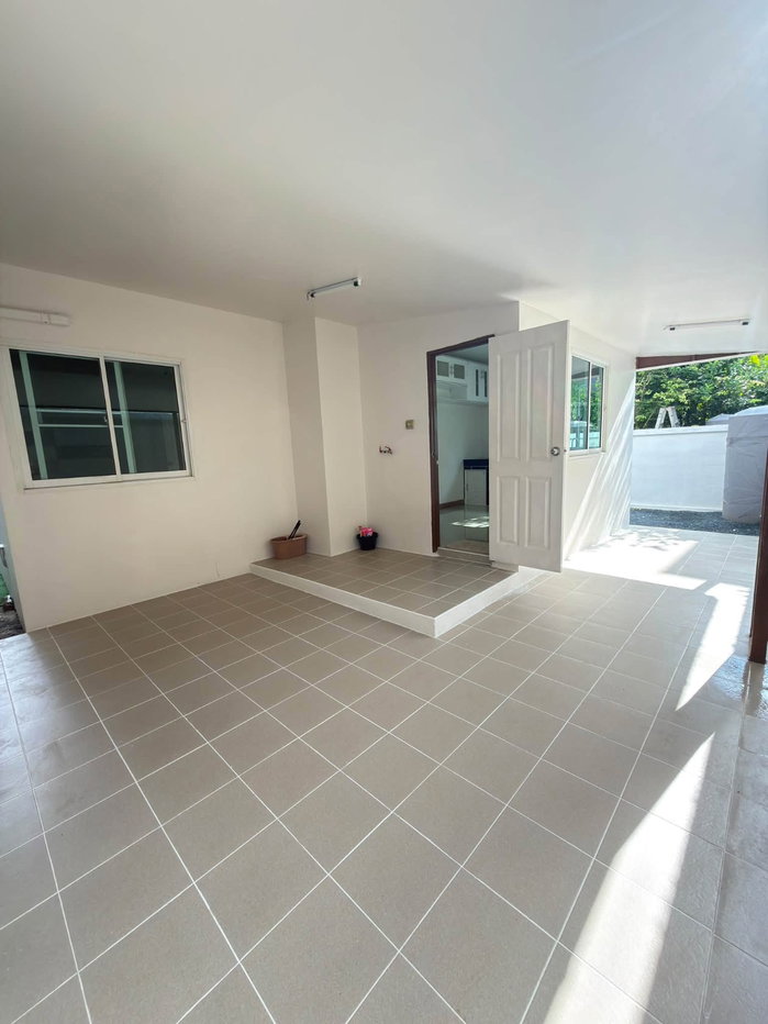 รูป บ้านเดี่ยว รีโนเวทใหม่ทั้งหลัง 4 ห้องนอน 3 ห้องน้ำ เจ้าของขายเอง - รูปที่ 5/16