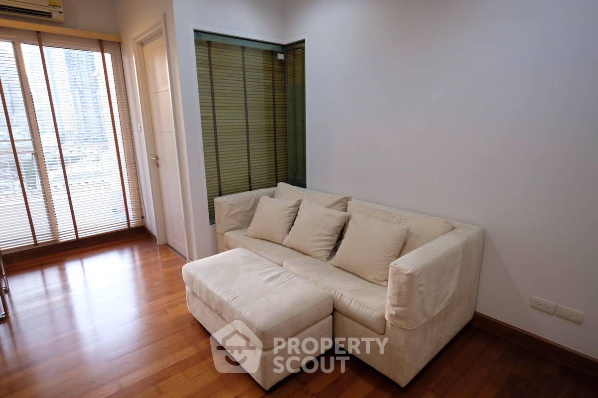 รูป คอนโด 1-ห้องนอน ที่ ไอวี่สาทร 10 ใกล้ BTS เซนต์หลุยส์ (ID 435582) - รูปที่ 3/11