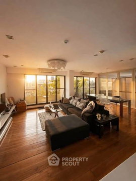 2-BR Condo at Supreme Ville Condominium near MRT Khlong Toei (ID 3302313)
